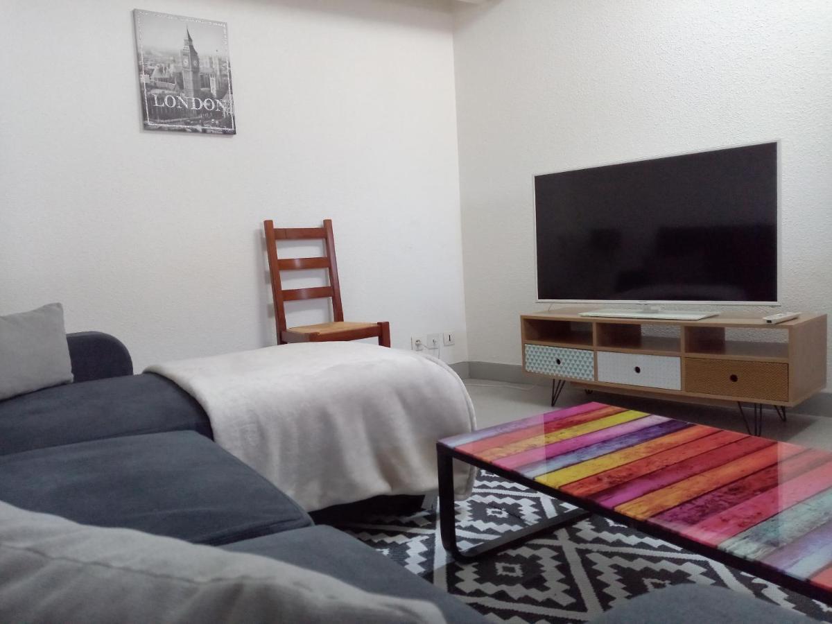 Appartement A 2 Minutes Du Centre Ville Avec Climatisation 佩里格 外观 照片